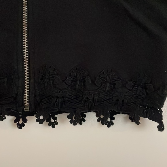 Garage tank - Picture 3 of 3